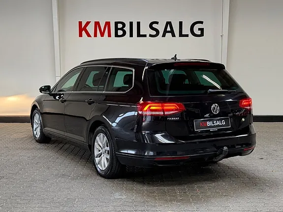 Volkswagen Passat 2018 photo 5