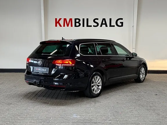 Volkswagen Passat 2018 photo 4