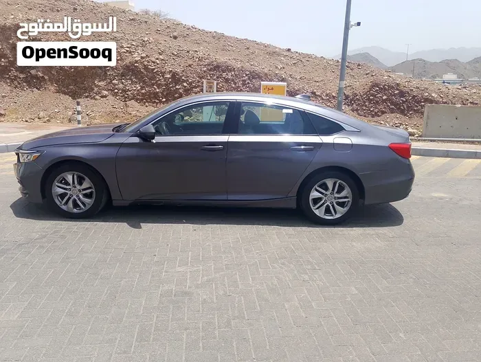 Honda Accord 2018 photo 3