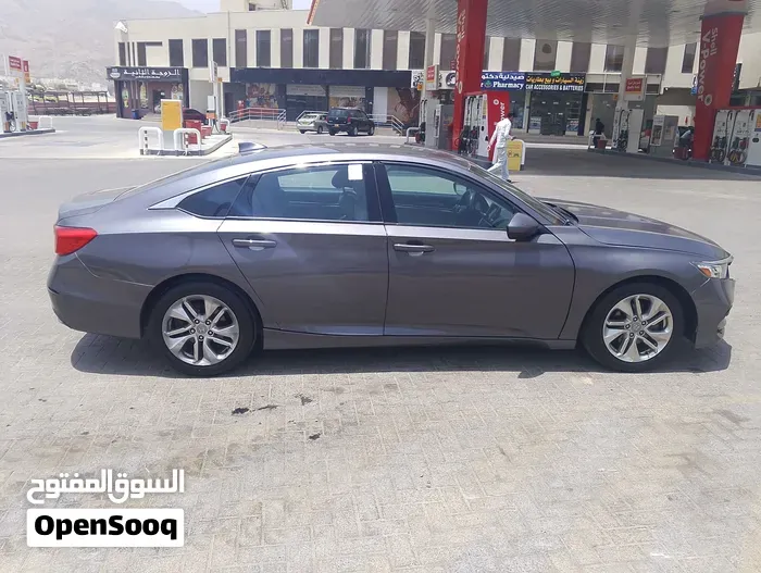 Honda Accord 2018 photo 4