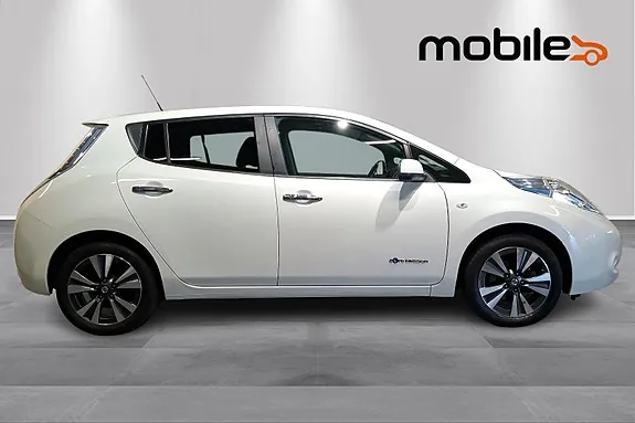 Nissan Leaf 2017 photo 2