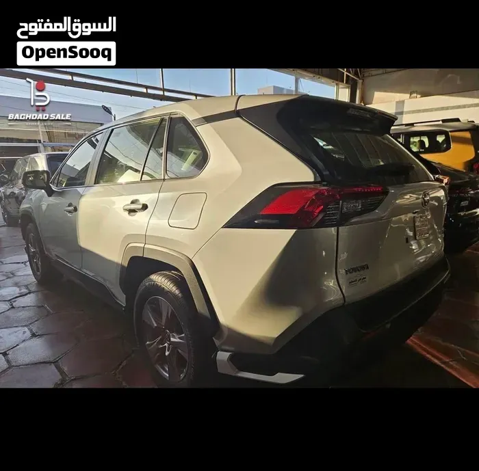 Toyota Rav4 2025 photo 3
