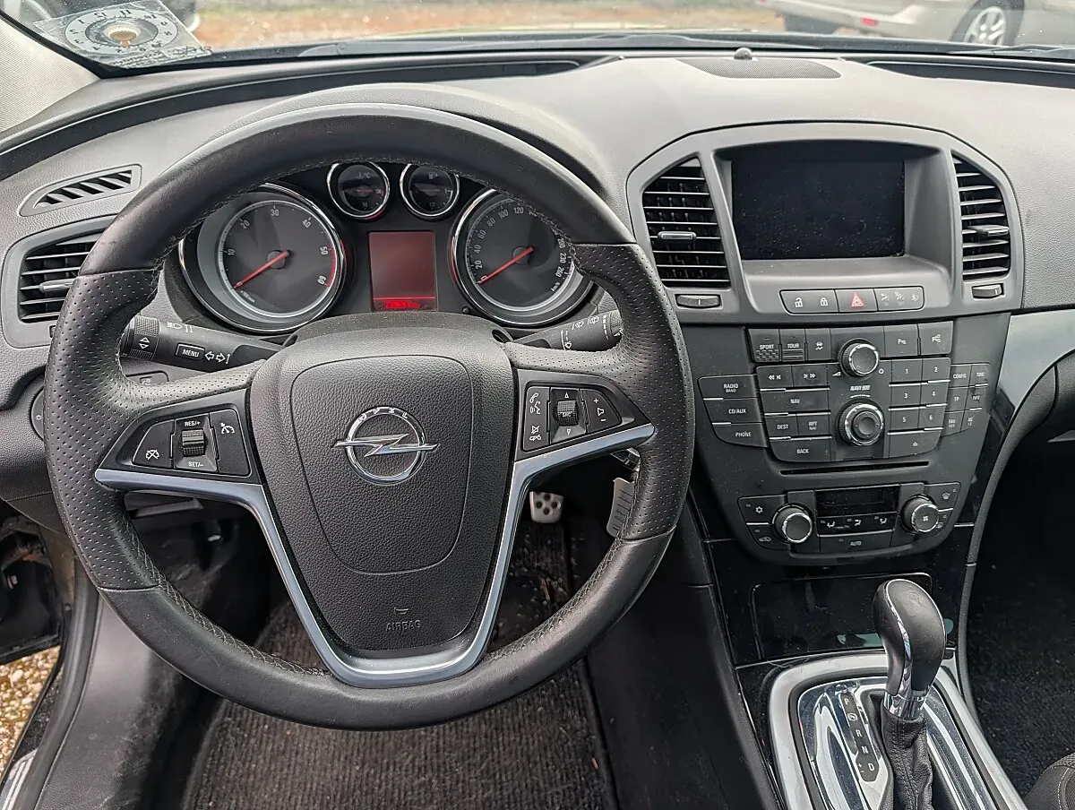 Opel Insignia 2012 photo 2