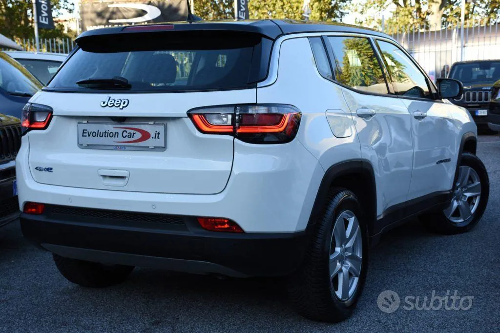 Jeep Compass 2025 photo 3