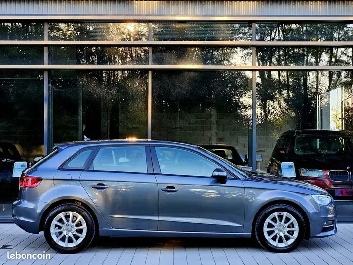 Audi A3 2016 photo 4