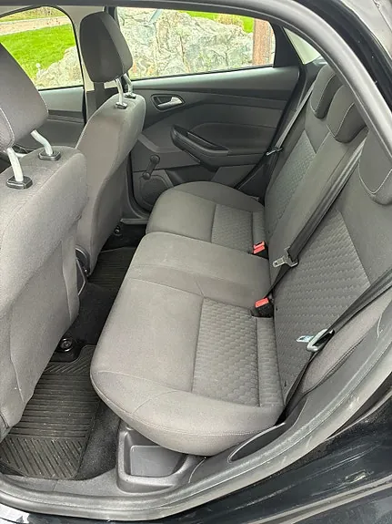 Ford Focus 2012 photo 3