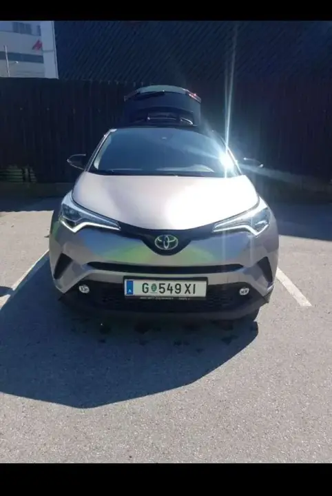 Toyota C-Hr 2018 photo 3