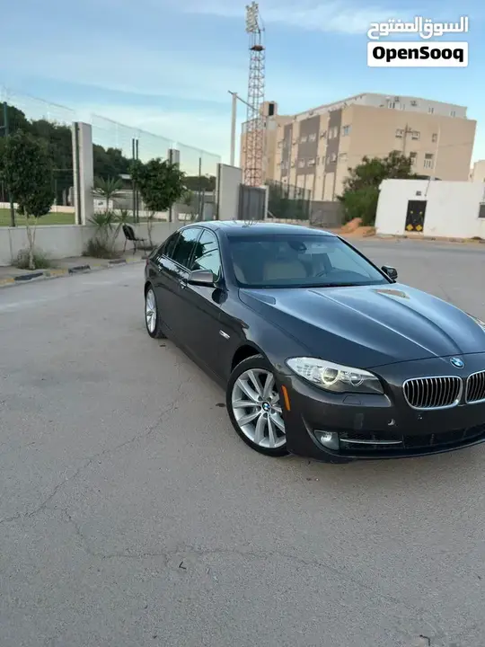 BMW 5 Series 2012 photo 4