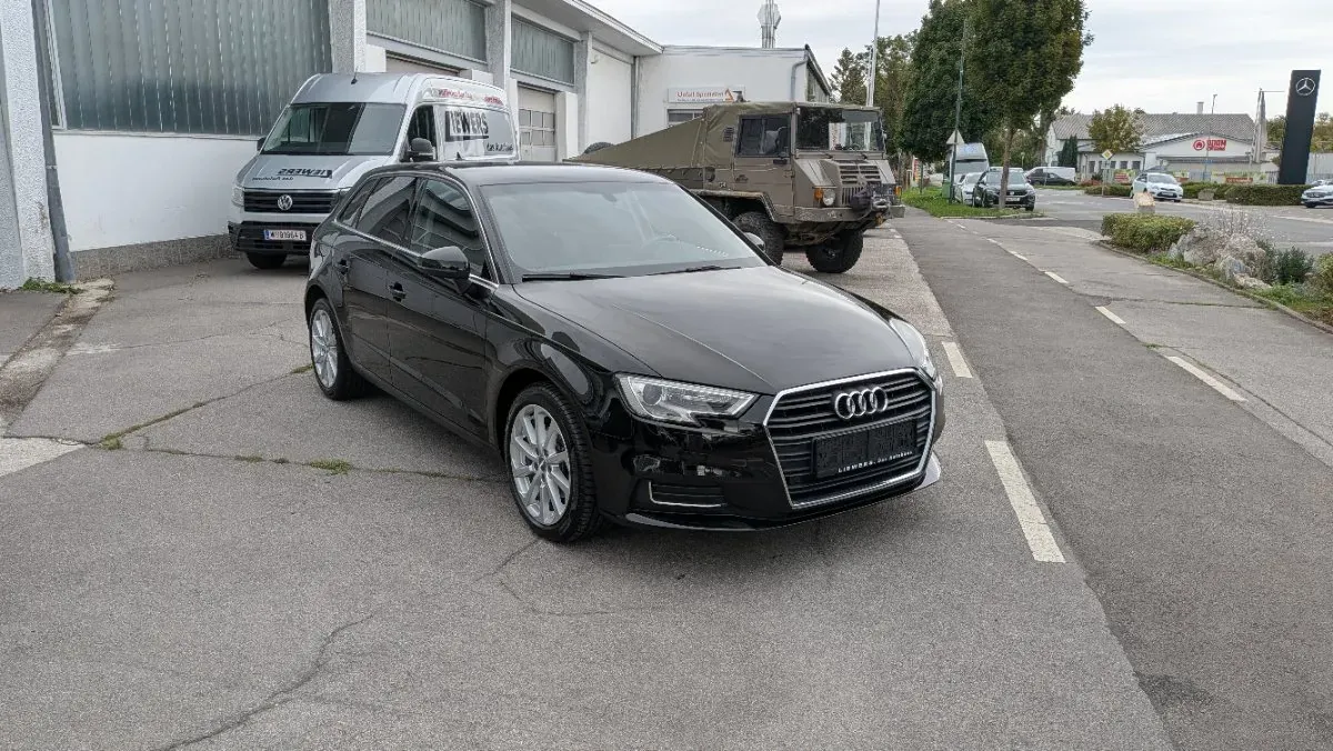 Audi A3 2018 photo 2