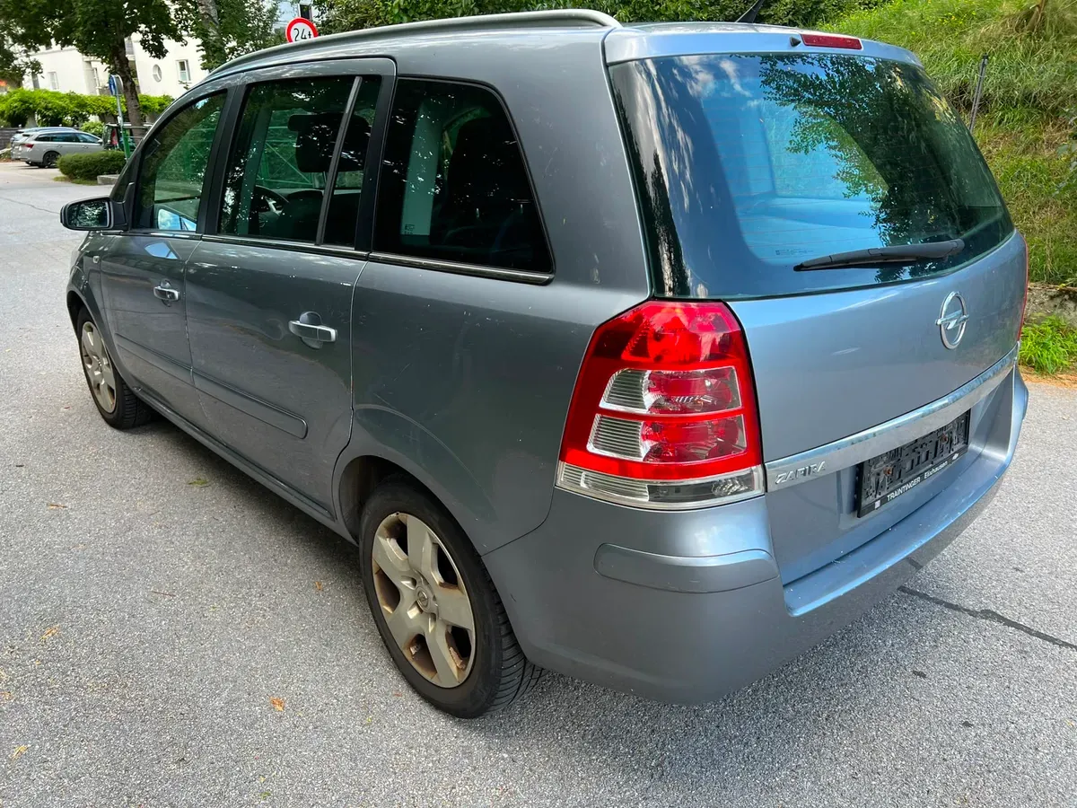 Opel Zafira 2008 photo 3
