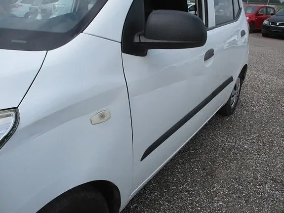 Hyundai I10 2011 photo 2