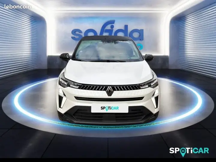 Renault Captur 2024 photo 2