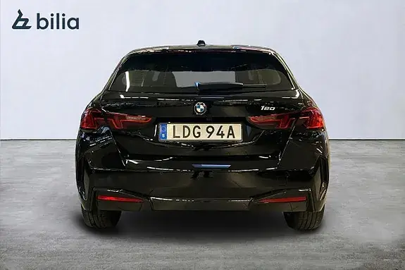 BMW 120 2026 photo 5