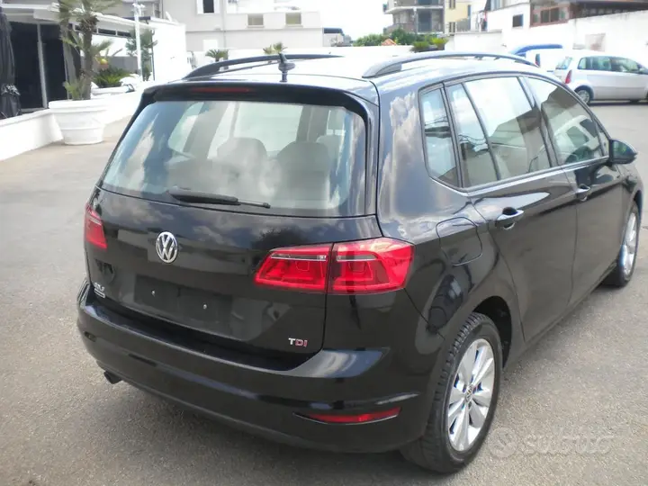 Volkswagen Golf 2018 photo 4