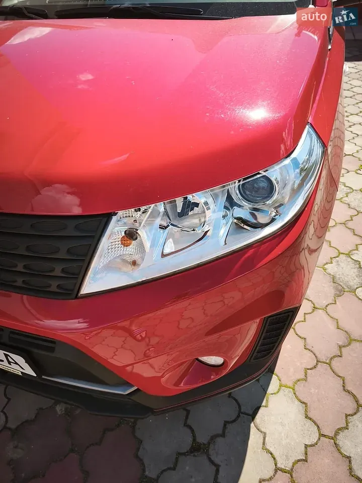 Suzuki Vitara 2019 photo 2