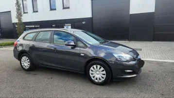 Opel Astra 2014 photo 3