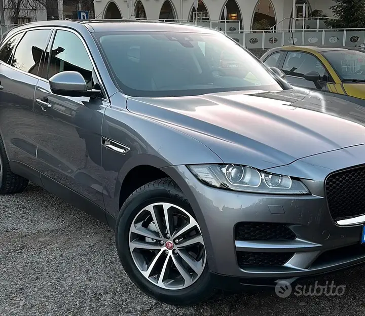 Jaguar F-Pace 2020 photo 4
