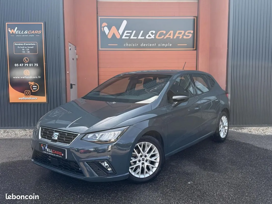 Seat Ibiza 2024 photo 2