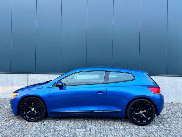 Volkswagen Scirocco 2009 photo 2