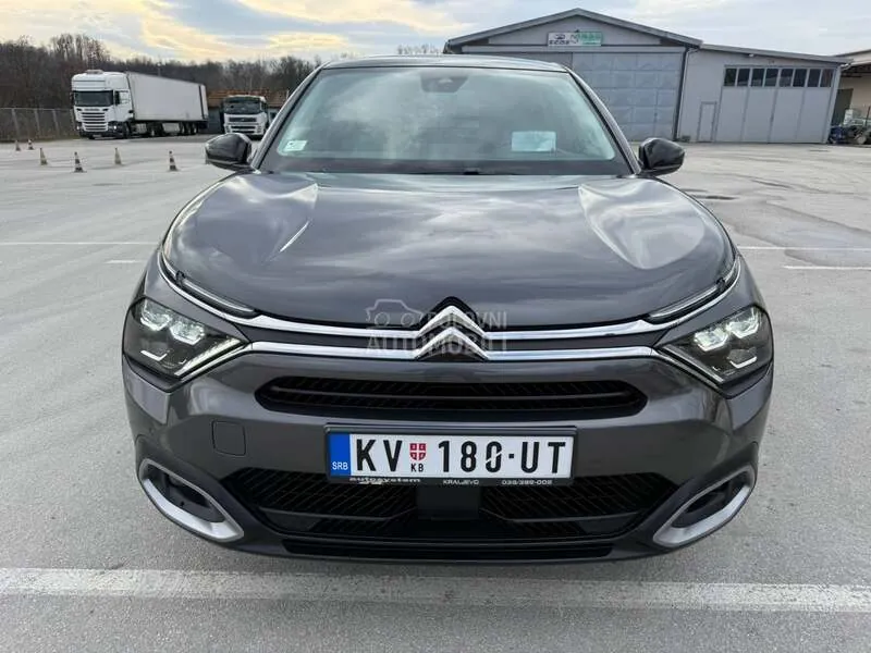 Citroen C4 2024 photo 2