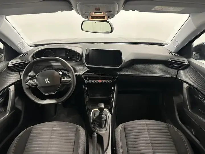 Peugeot 2008 2022 photo 2