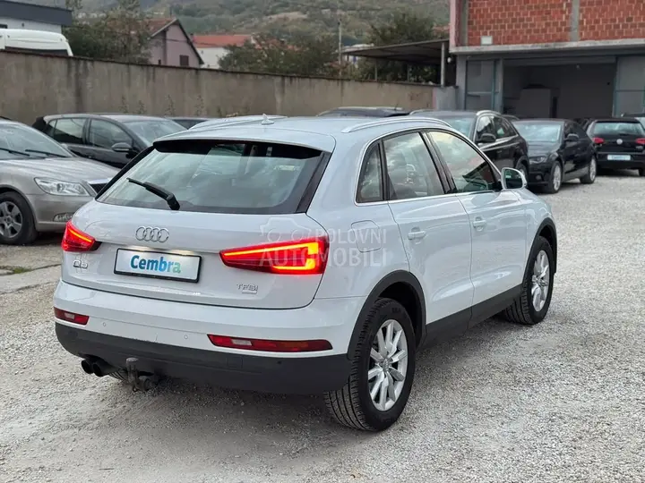 Audi Q3 2016 photo 5