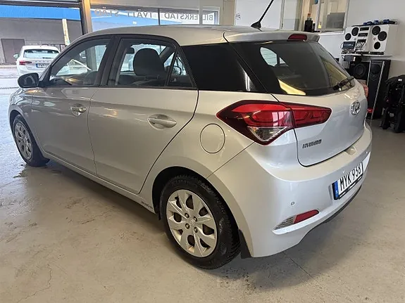 Hyundai I20 2016 photo 2