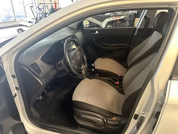 Hyundai I20 2016 photo 5