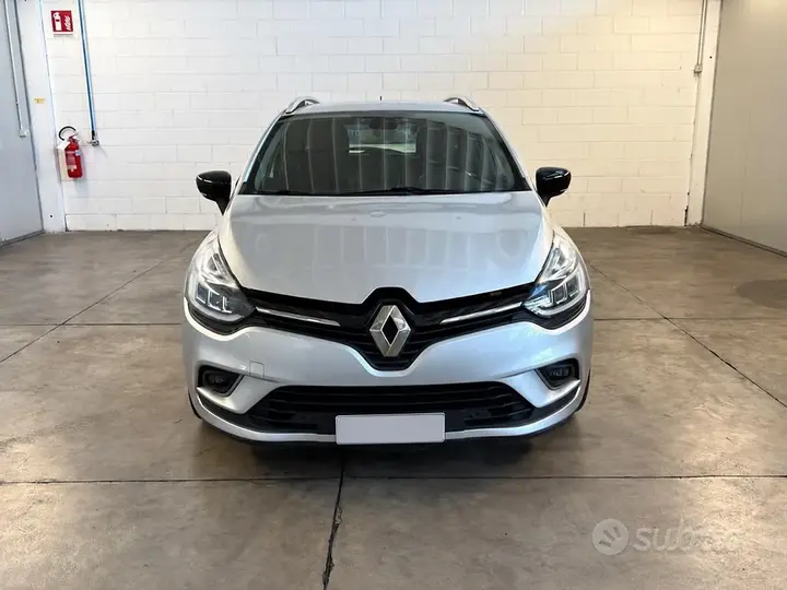 Renault Clio 2018 photo 2