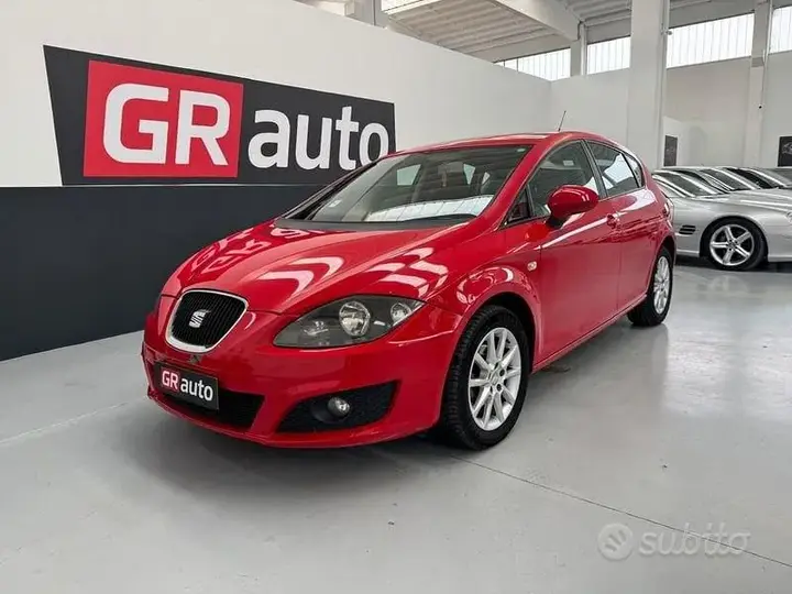 Seat Leon 2010 photo 2