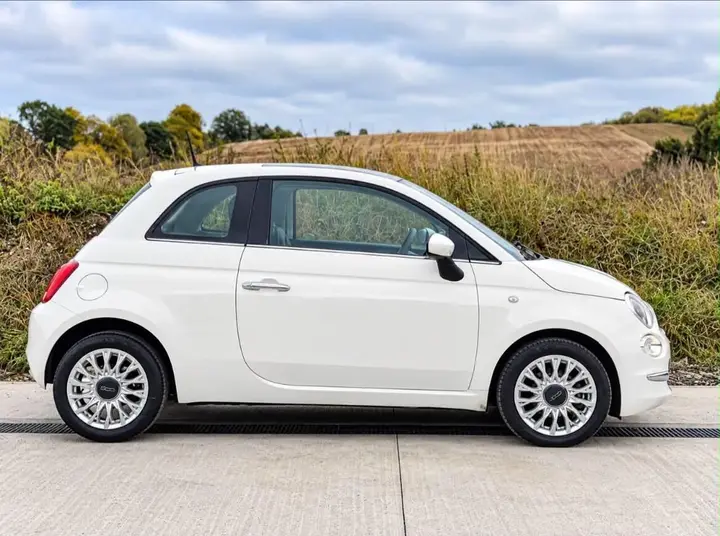 Fiat 500 Lounge 2016 photo 2