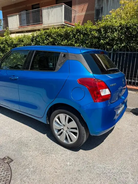 Suzuki Swift 2018 photo 2