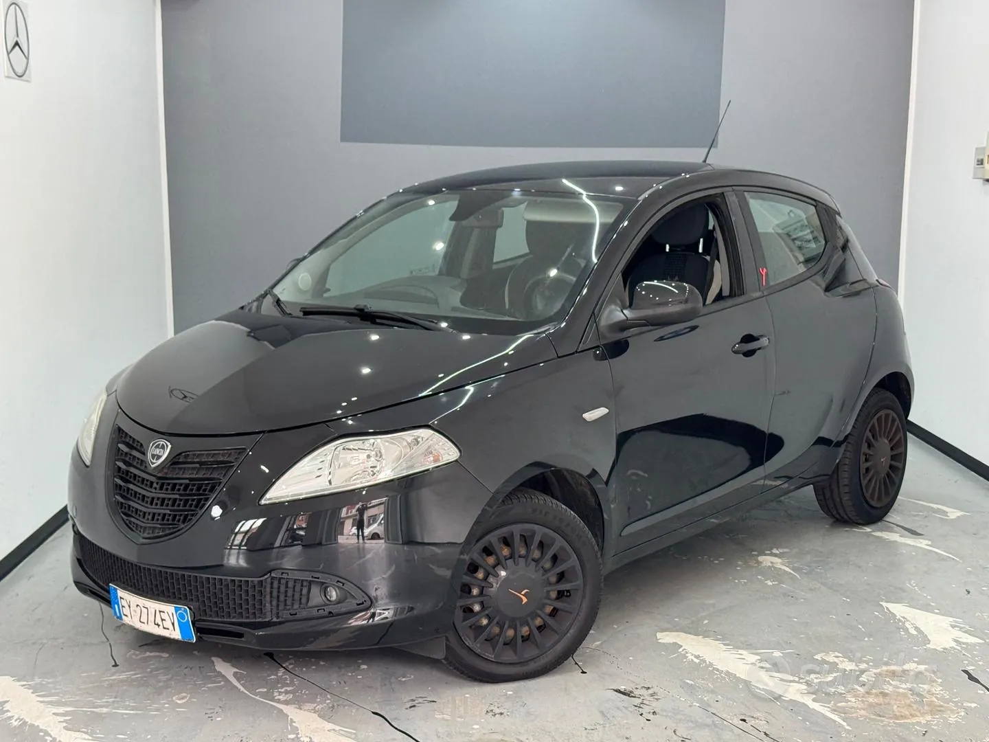 Lancia Ypsilon 2014 photo 2