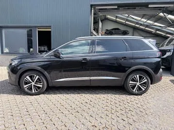 Peugeot 5008 2017 photo 2