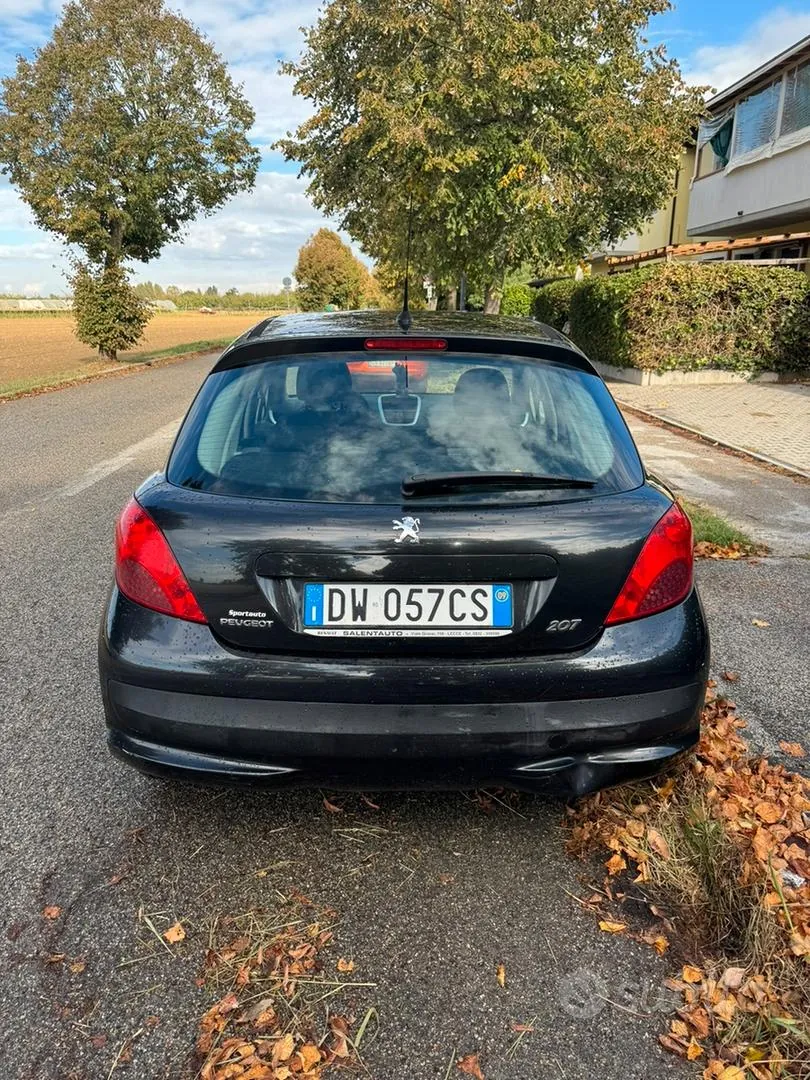 Peugeot 207 2009 photo 3