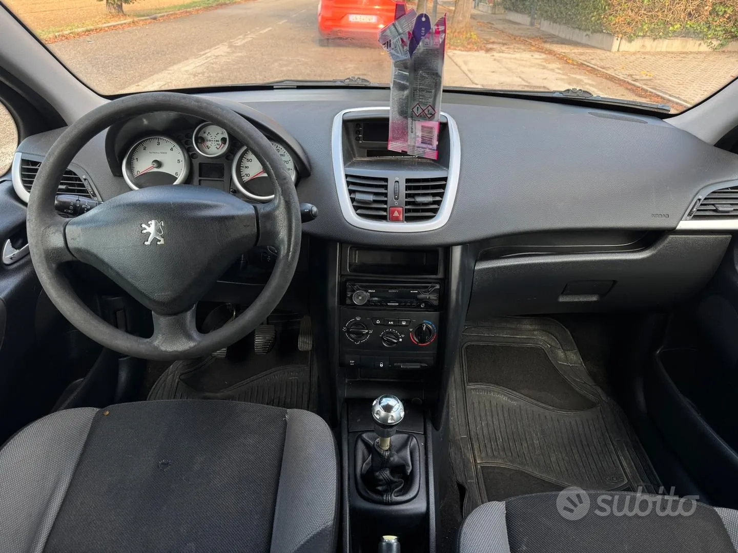 Peugeot 207 2009 photo 4