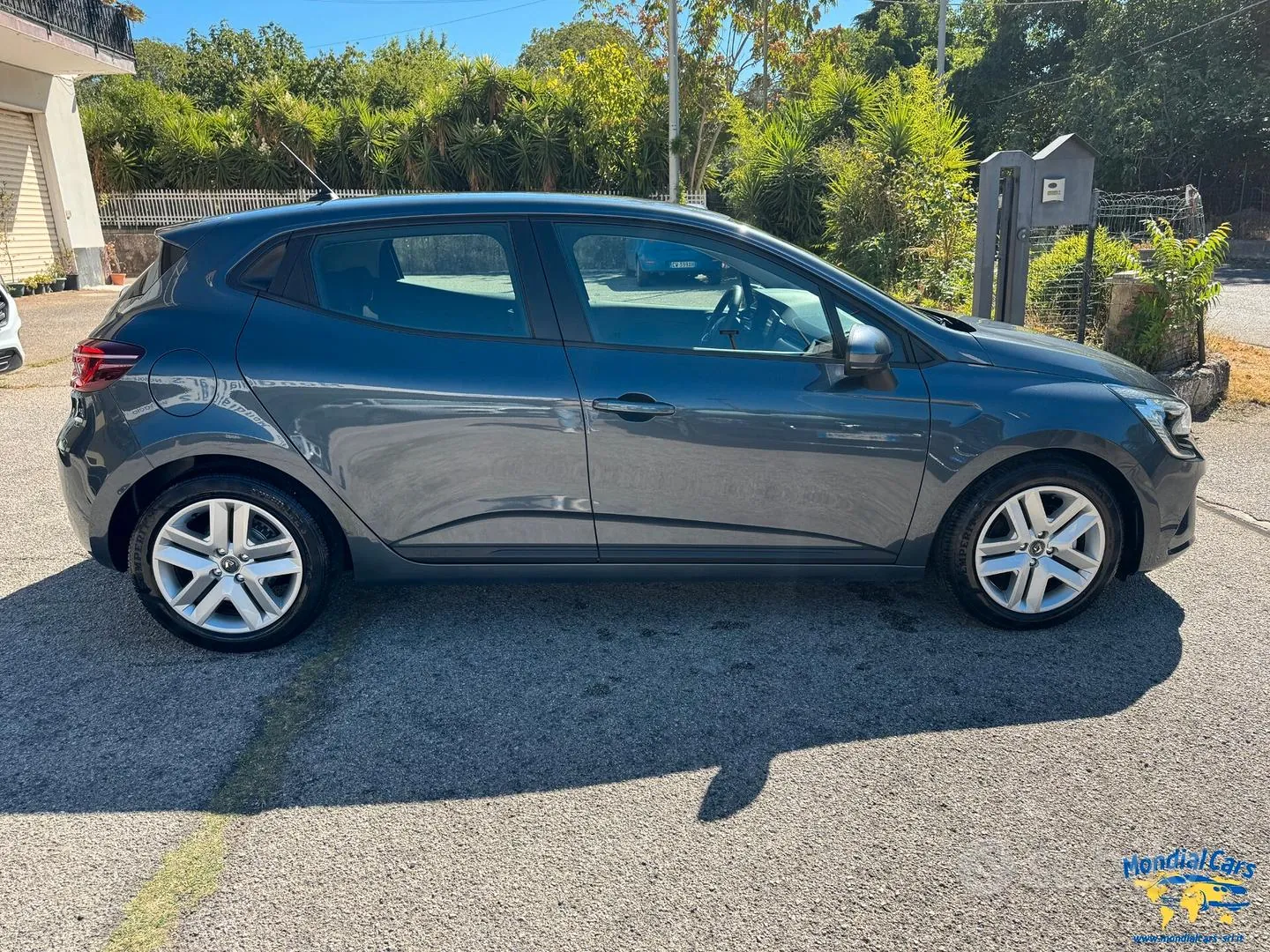 Renault Clio 2022 photo 4