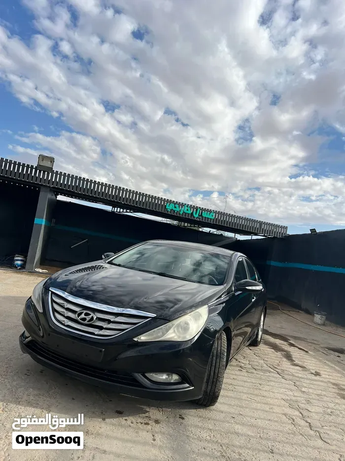 Hyundai Sonata 2012 photo 2