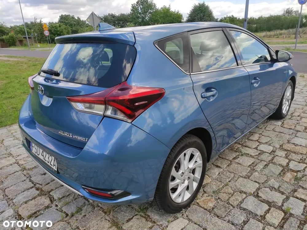 Toyota Auris 2016 photo 4