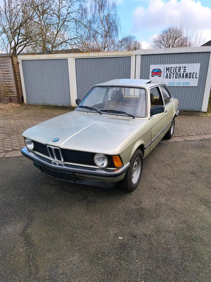 BMW 318I