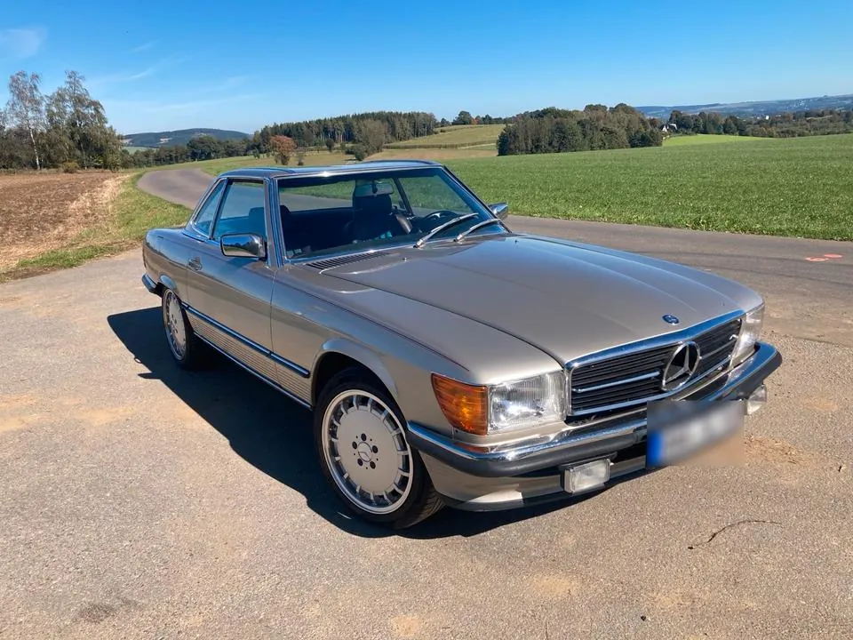 Mercedes-Benz 560 Sl Cabrio