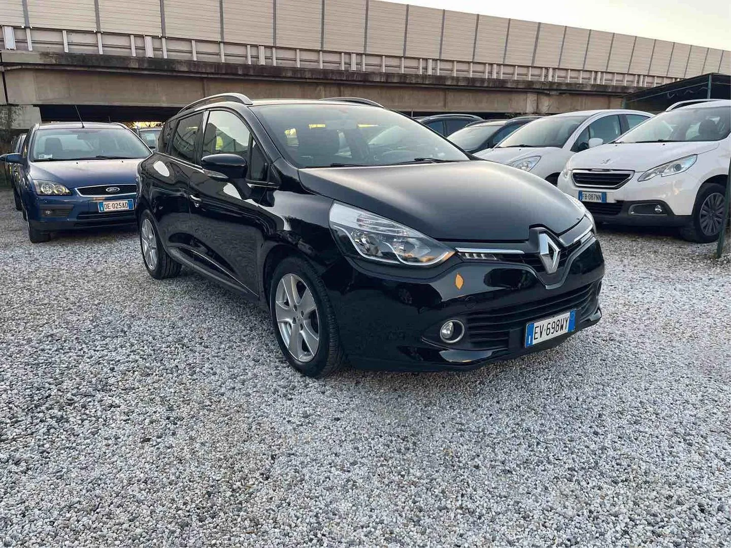 Renault Clio 2014 photo 3