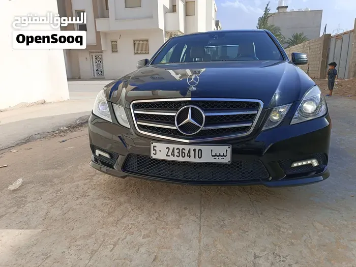 Mercedes-Benz E-Class 2011 photo 3