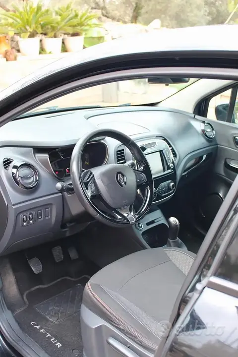 Renault Captur 2013 photo 2