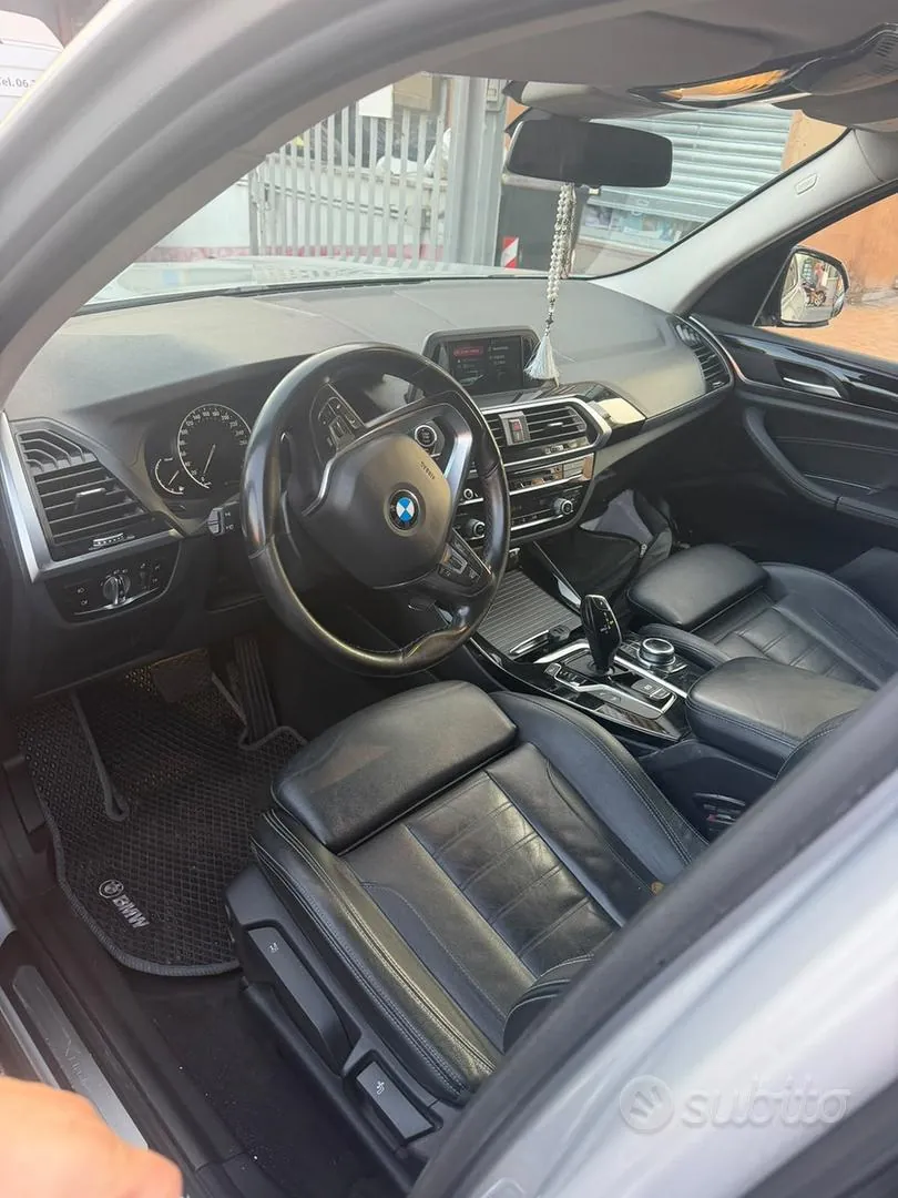 BMW X3 2019 photo 2