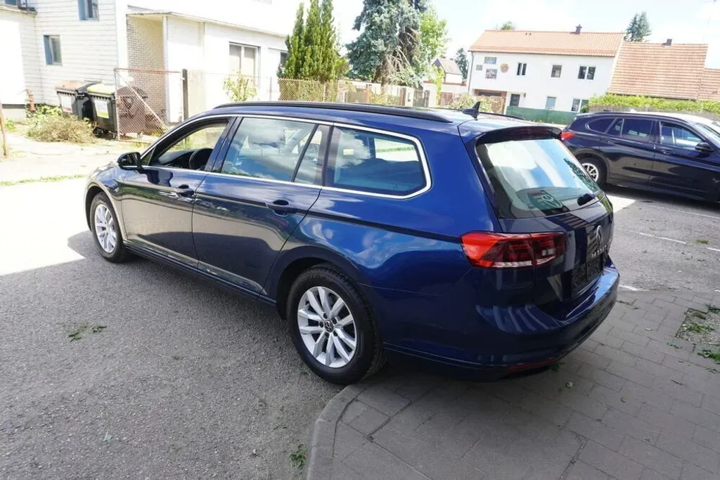 Volkswagen Passat 2022 photo 3