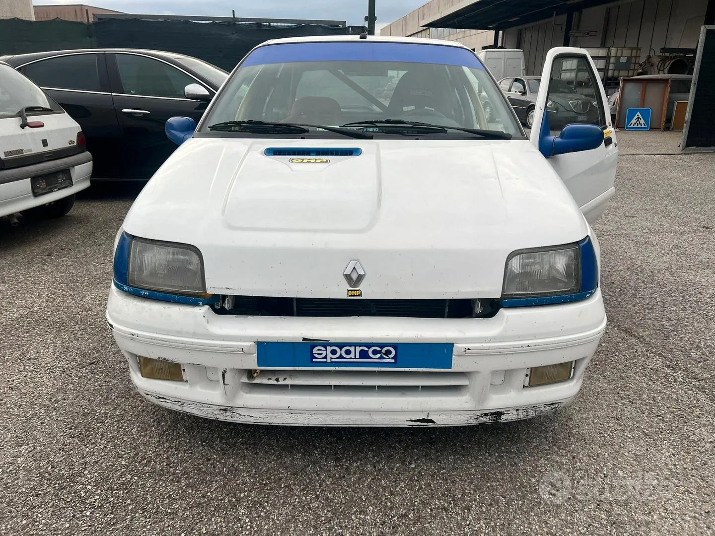 Renault Clio 1993 photo 4