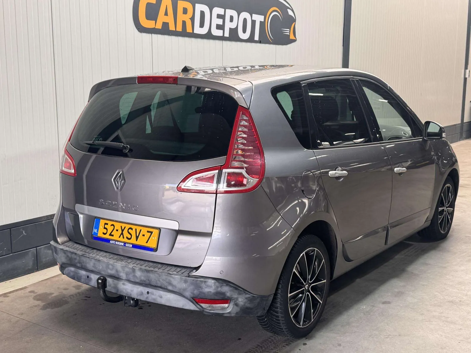 Renault Scenic 2011 photo 5