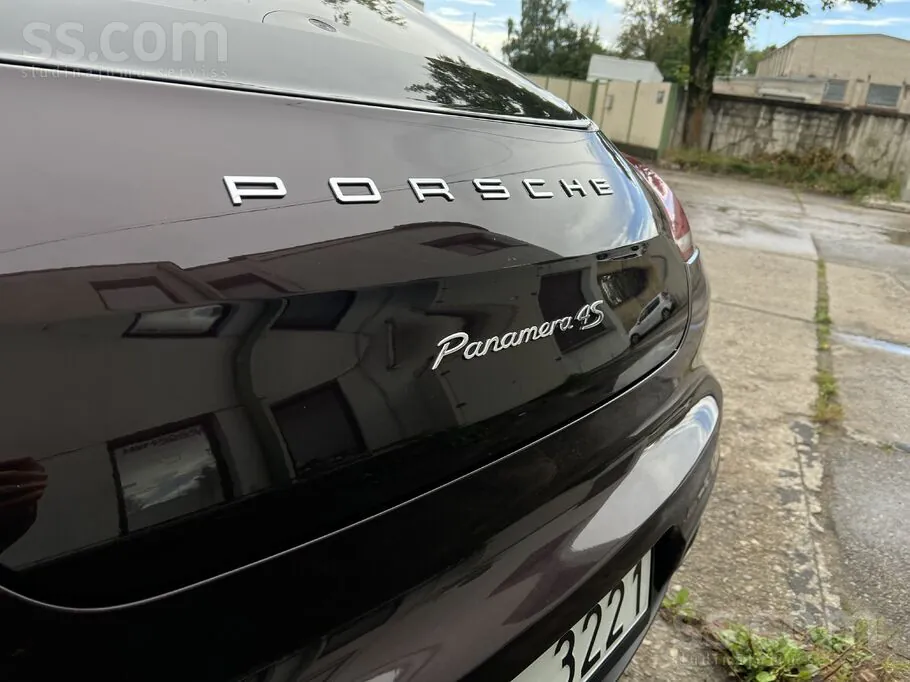 Porsche Panamera 2013 photo 5