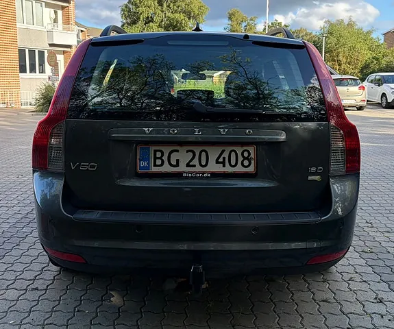 Volvo V50 2010 photo 5